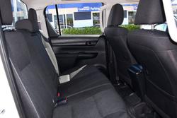 2023 Toyota Hilux SR