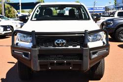 2023 Toyota Hilux SR