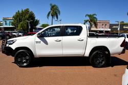 2023 Toyota Hilux SR
