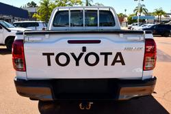 2023 Toyota Hilux SR