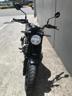 2025 Royal Enfield Guerrilla 450