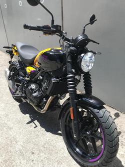 2025 Royal Enfield Guerrilla 450