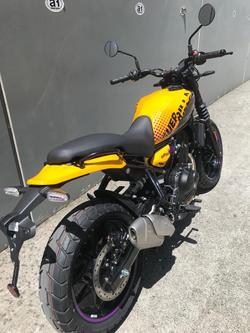 2025 Royal Enfield Guerrilla 450