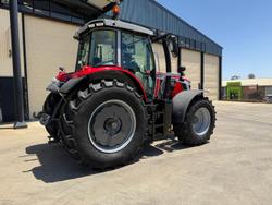 0 Massey Ferguson 6S.135 Dyna-Vt