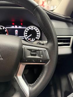 2021 Mitsubishi Outlander LS