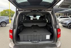 2024 Toyota Landcruiser Prado VX