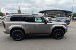 2024 Toyota Landcruiser Prado VX