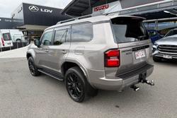 2024 Toyota Landcruiser Prado VX