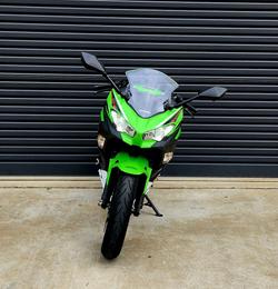 2022 Kawasaki Ninja 400 (EX400G) Ninja Green