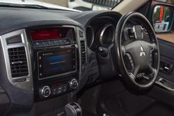 2015 Mitsubishi Pajero GLX