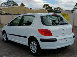 2005 Peugeot 307 XS T5 MY04 White