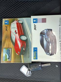 2005 Peugeot 307 XS T5 MY04 White