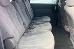 2013 Kia Grand Carnival Si