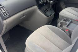 2013 Kia Grand Carnival Si