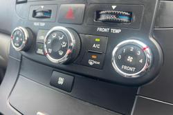 2013 Kia Grand Carnival Si