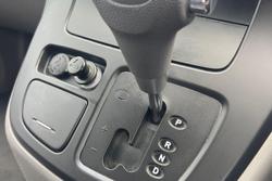 2013 Kia Grand Carnival Si