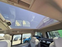 2024 Volkswagen Multivan TDI360 Life