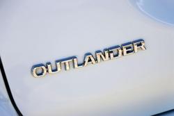 2017 Mitsubishi Outlander LS ZK MY17 White