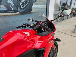 2014 Honda CBR500R Red