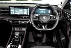 2025 MG HS Hybrid+ Essence