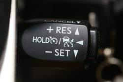 2025 Toyota Hilux SR