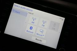 2025 Toyota Hilux SR