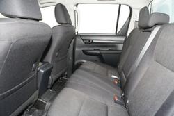 2025 Toyota Hilux SR