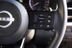 2025 Nissan X-TRAIL ST