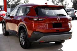 2025 Nissan X-TRAIL ST