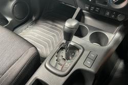 2025 Toyota Hilux SR