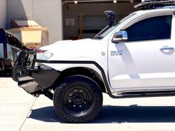 2010 Toyota Hilux SR KUN26R MY10 4X4 Glacier White