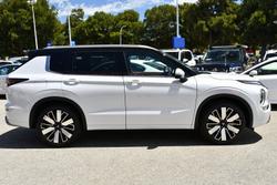 2025 Mitsubishi Outlander Aspire