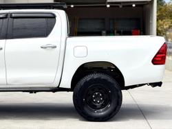2015 Toyota Hilux SR GUN126R 4X4 Dual Range Glacier White