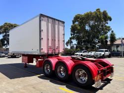 2012 Maxitrans St3 Lead A 12 Pallet High Cube Reefer Stacker