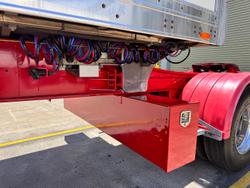 2012 Maxitrans St3 Lead A 12 Pallet High Cube Reefer Stacker