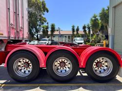 2012 Maxitrans St3 Lead A 12 Pallet High Cube Reefer Stacker