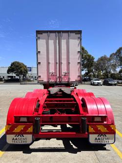 2012 Maxitrans St3 Lead A 12 Pallet High Cube Reefer Stacker