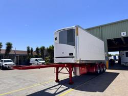 2012 Maxitrans St3 Lead A 12 Pallet High Cube Reefer Stacker