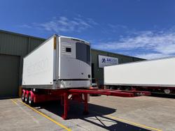 2012 Maxitrans St3 Lead A 12 Pallet High Cube Reefer Stacker