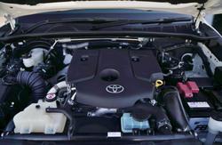 2024 Toyota Hilux SR