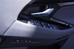 2025 Land Rover Range Rover Evoque P250 Dynamic SE