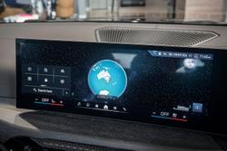 2025 BMW 3 Series 330i M Sport