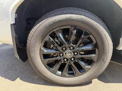 2025 Toyota Landcruiser Prado Kakadu