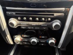 2019 Nissan Pathfinder ST-L