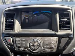 2019 Nissan Pathfinder ST-L