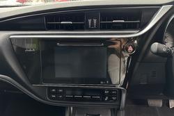 2016 Toyota Corolla ZR