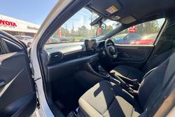 2021 Toyota Yaris Ascent Sport