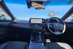 2024 Lexus ES ES300h Luxury