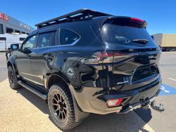 2025 Isuzu MU-X LS-T