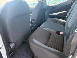 2022 Nissan Navara SL